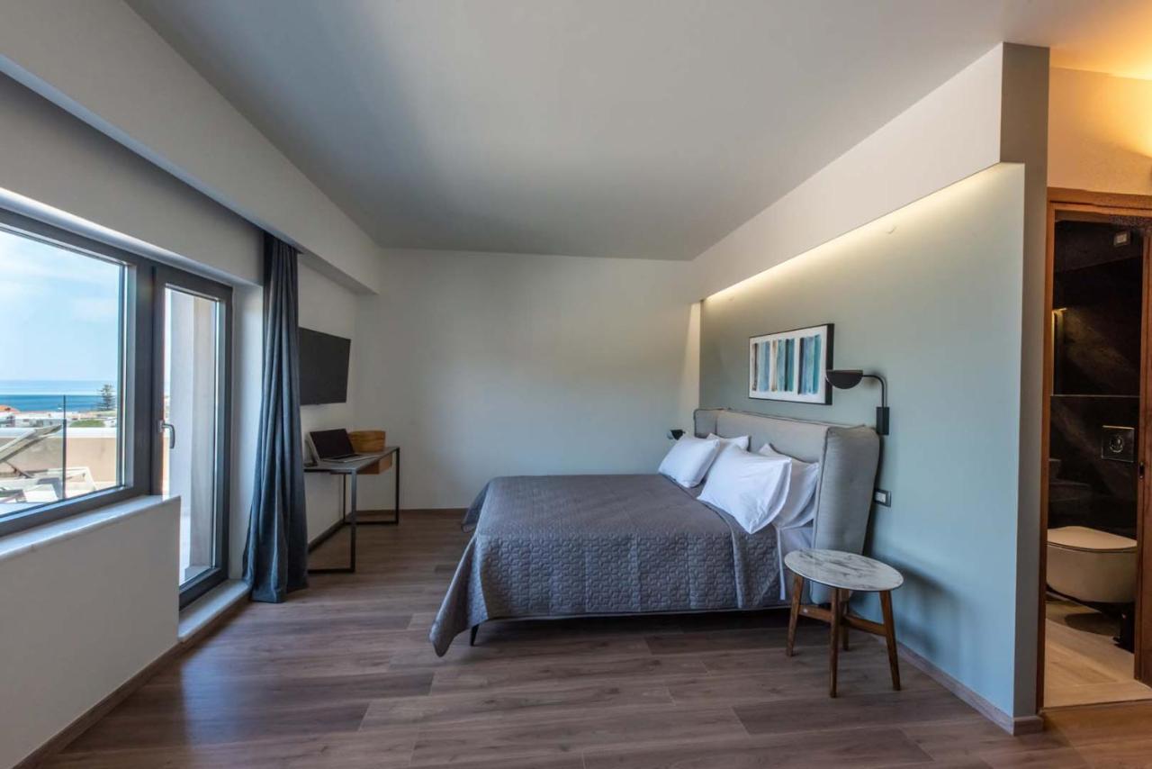 Seafront Villas I "Free" Heated Pools & 100M To Sea Chania  Ngoại thất bức ảnh